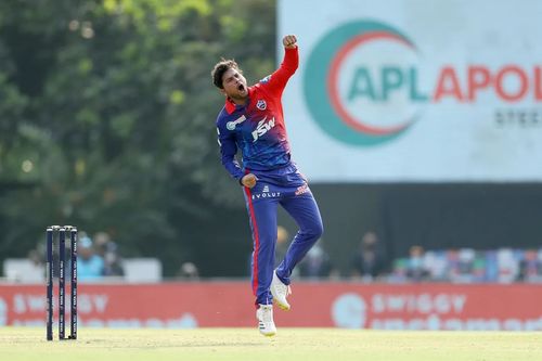 Kuldeep Yadav is one of the top contenders to win the IPL 2022 Purple Cap award (Image Courtesy: IPLT20.com)