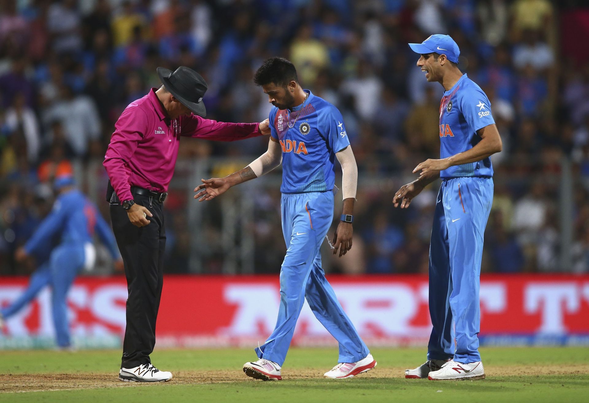 ICC World Twenty20 India 2016: Semi-Final: West Indies v India