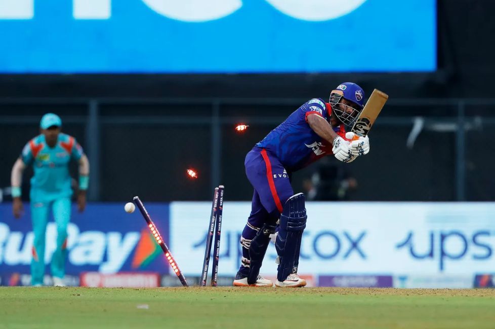 Rishabh Pant was castled by Mohsin Khan [P/C: iplt20.com]