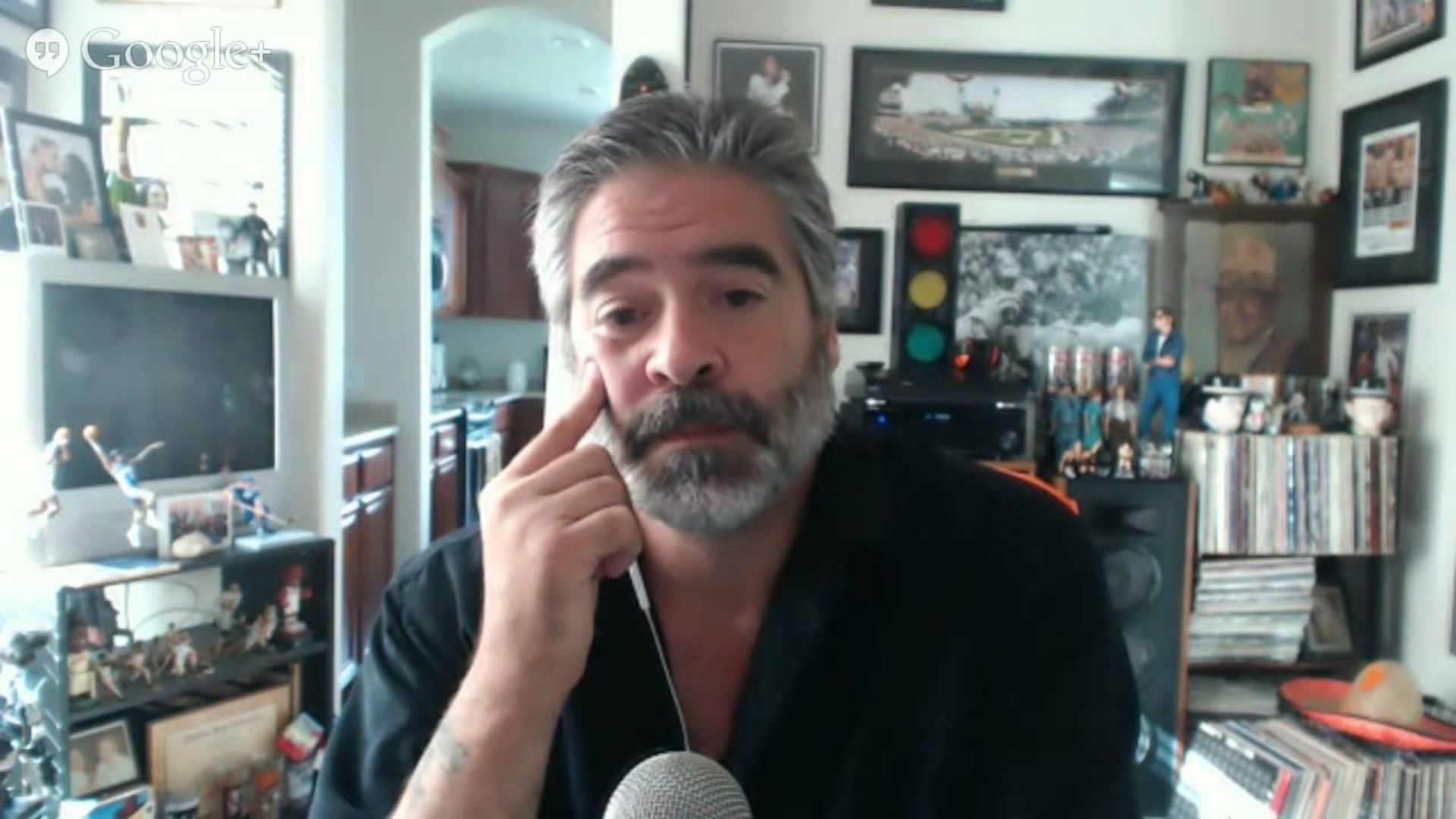 Vince Russo is a former WWE writer.