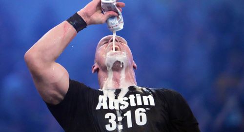 Stone Cold Steve Austin made his WWE return at WrestleMania 38!