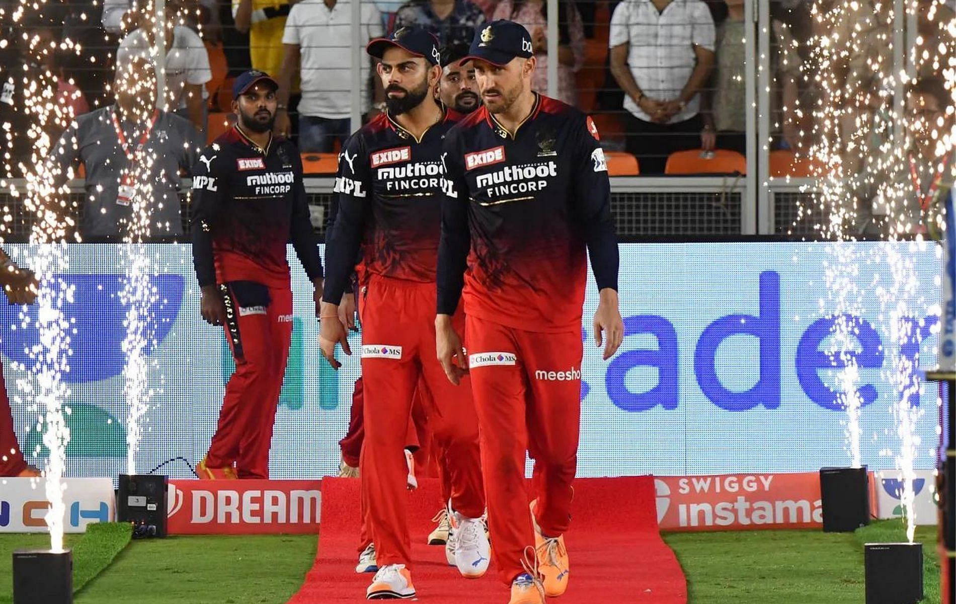 आरसीबी की टीम टूर्नामेंट से बाहर हो गई है (Photo Credit - IPLT20)