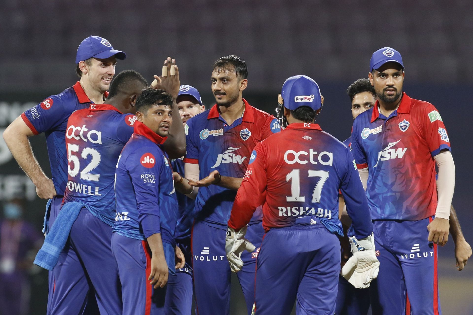 Rishabh Pant celebrates a wicket. (Credits: Twitter)