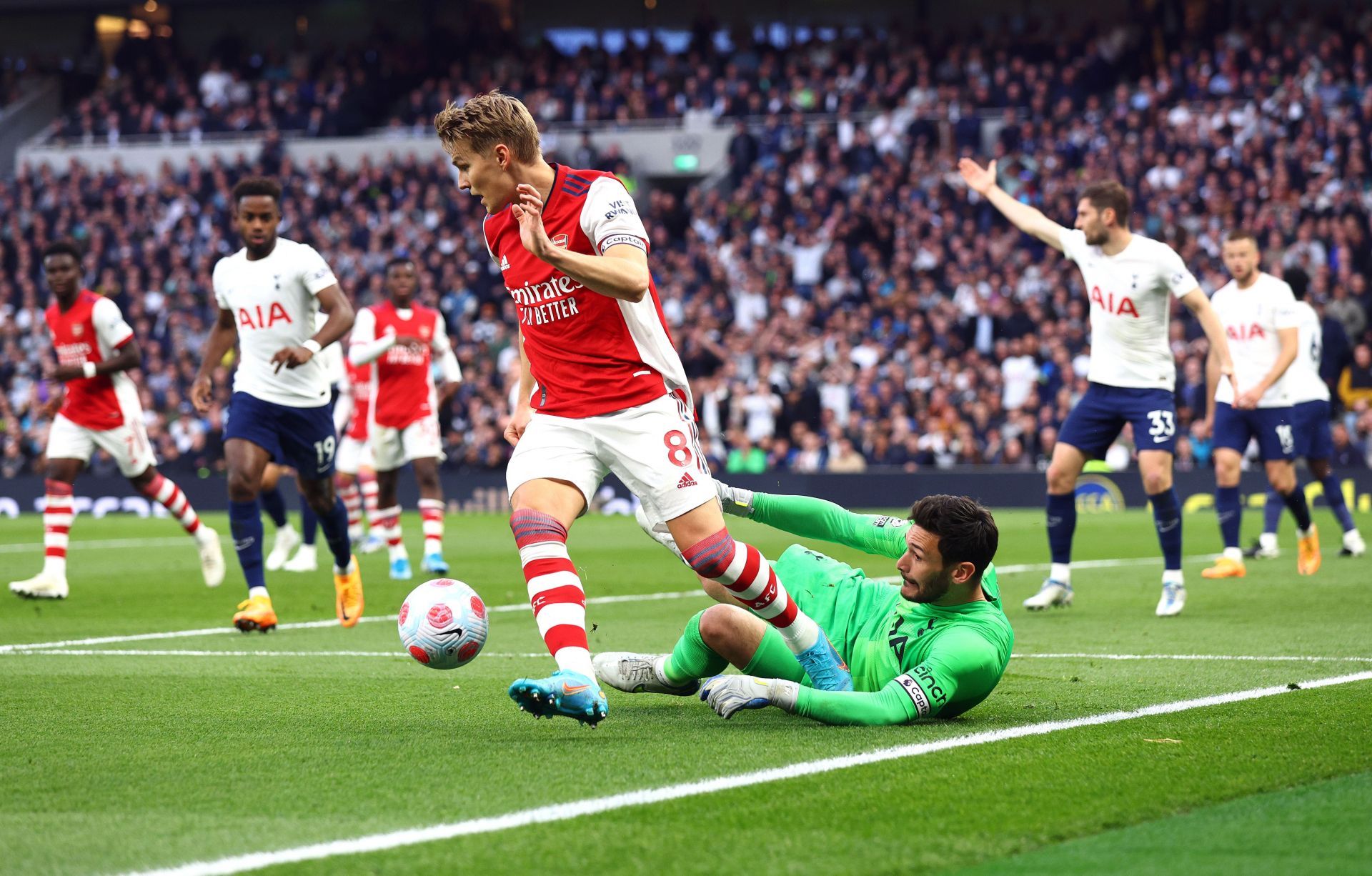 Tottenham Hotspur v Arsenal - Premier League