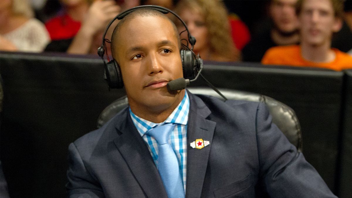 Byron Saxton works as an announcer in WWE!