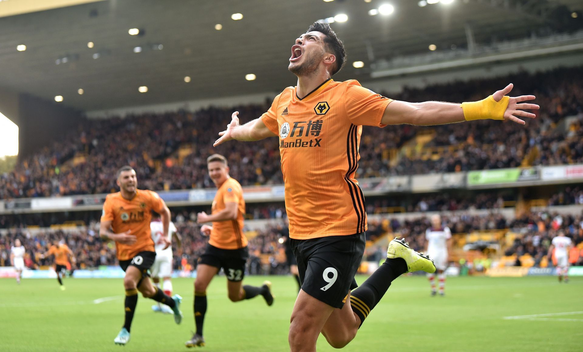 Wolverhampton Wanderers v Southampton FC - Premier League