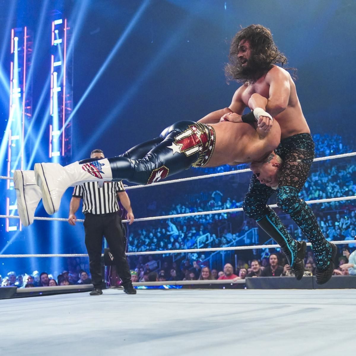 Seth Rollins attempts to put away The American Nightmare