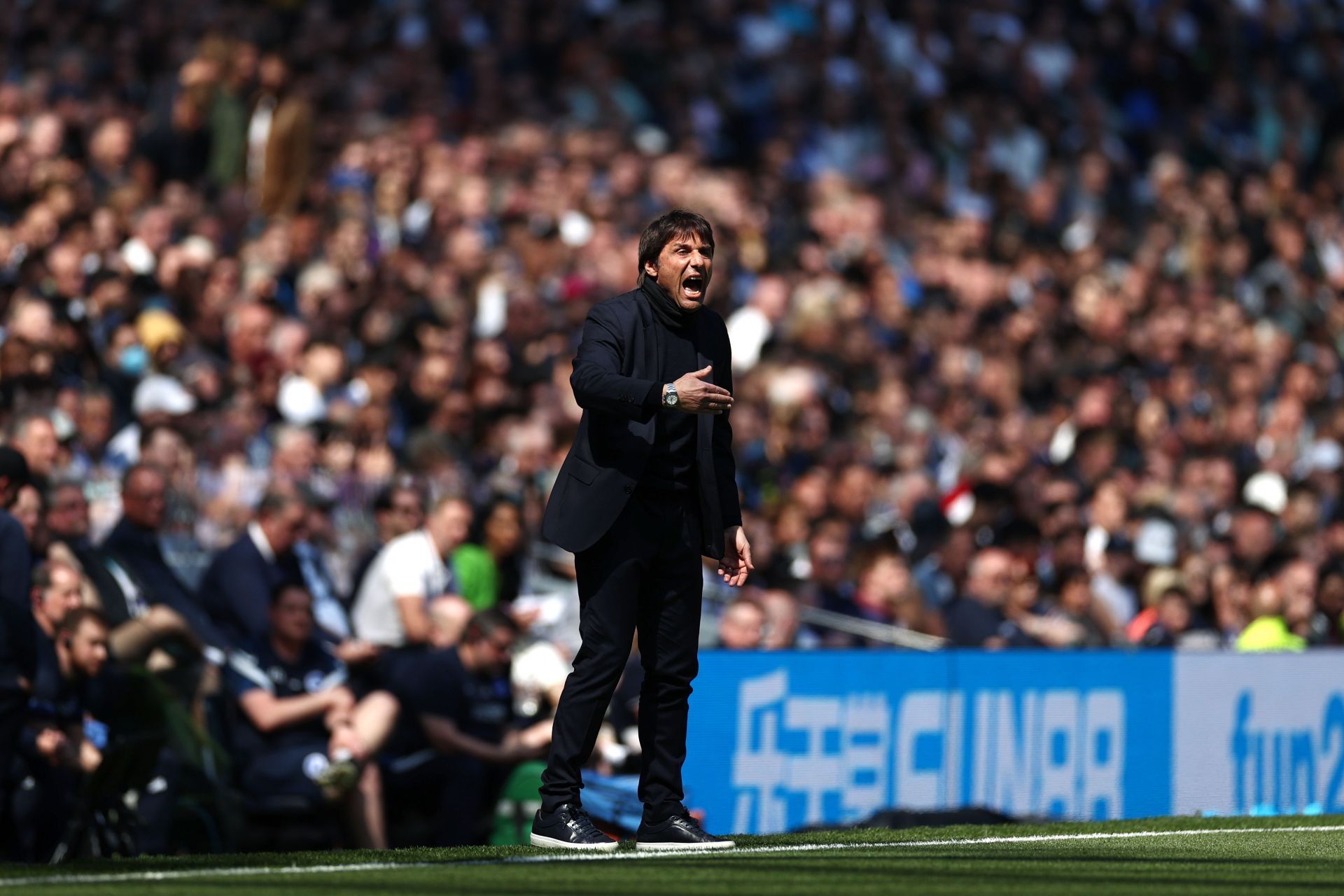 Antonio Conte could take charge at the Parc des Princes this summer.