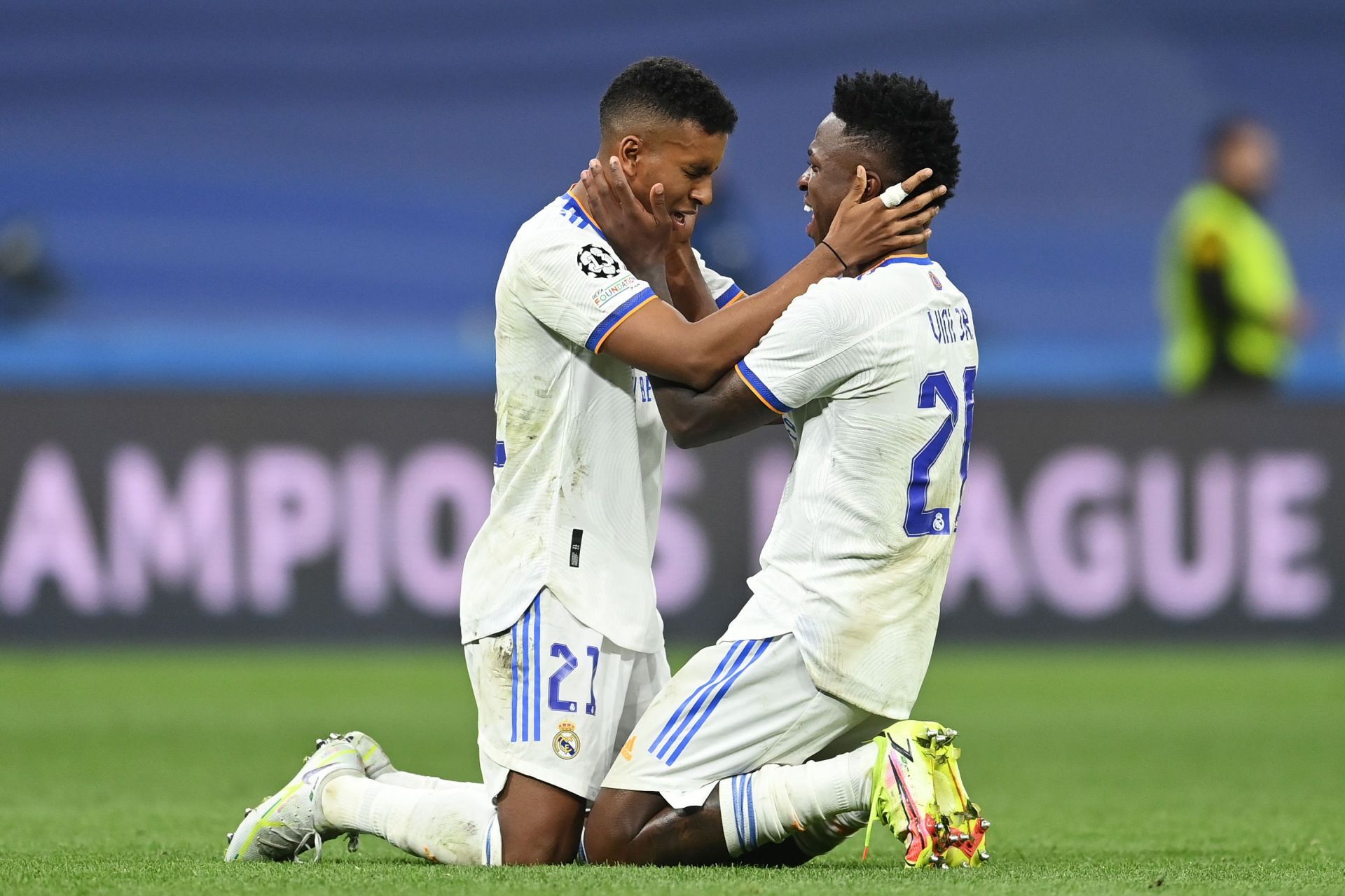 Rodrygo celebrates with Vinicius Jr.