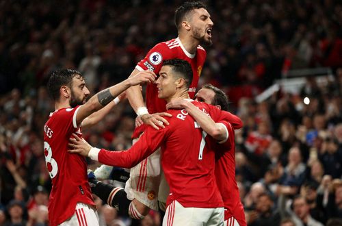 Manchester United v Brentford - Premier League