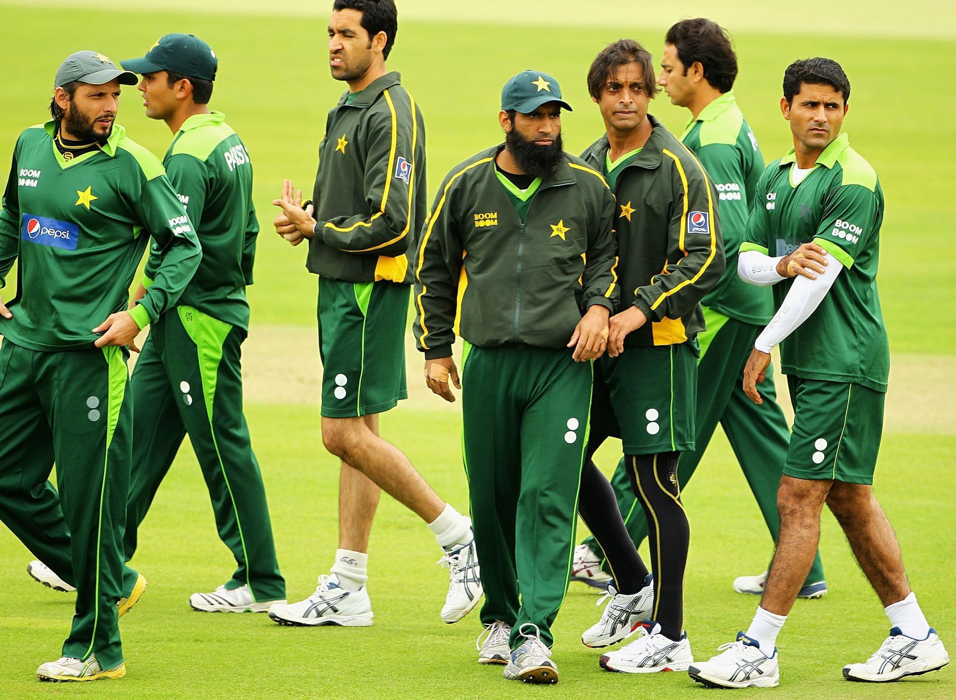 Shoaib Akhtar played a 1999 World Cup match wearing Mohammad Yousuf&rsquo;s socks. Pic: Getty Images