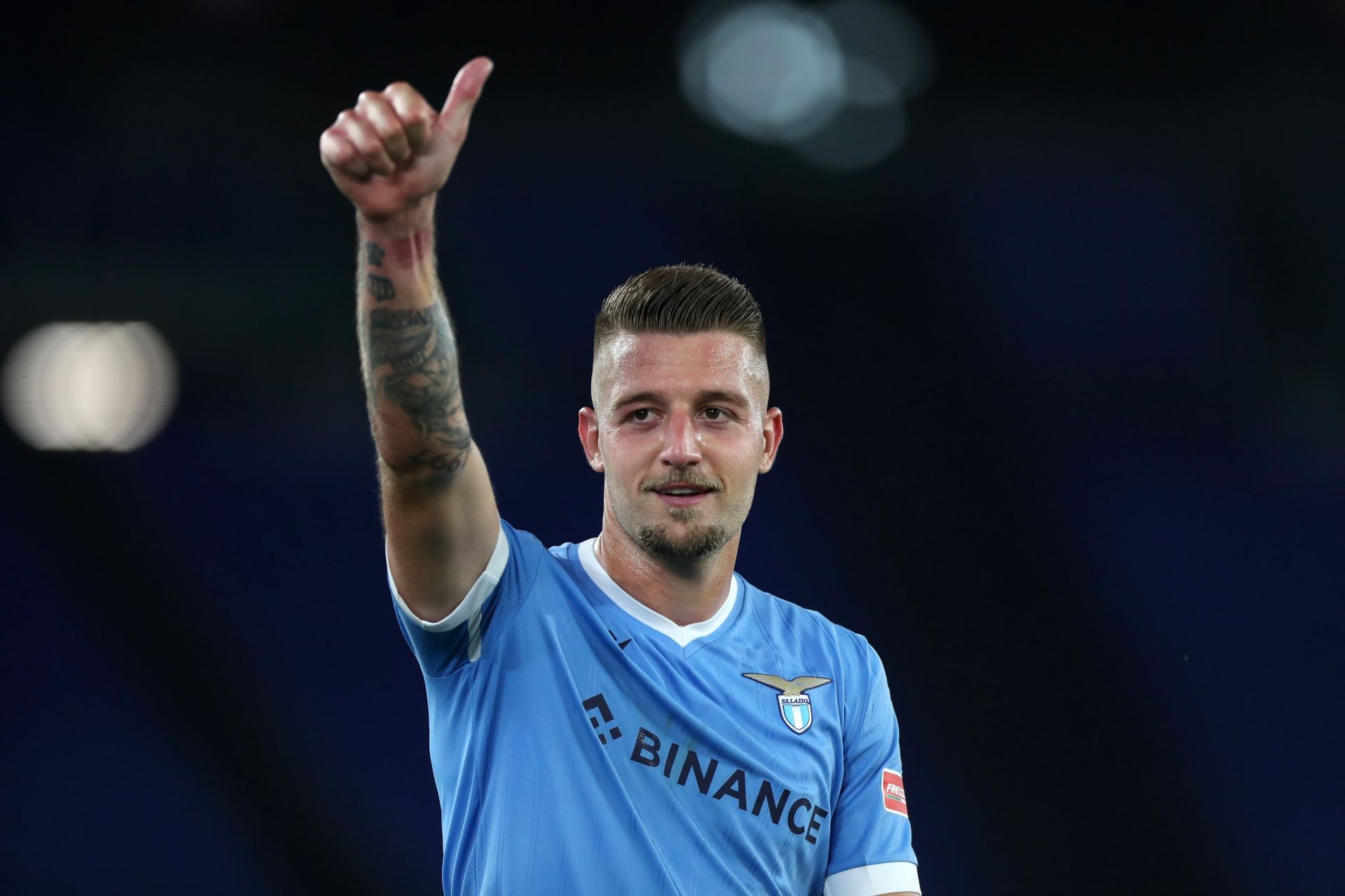 Sergej Milinkovic-Savic has admirers at the Parc des Princes.