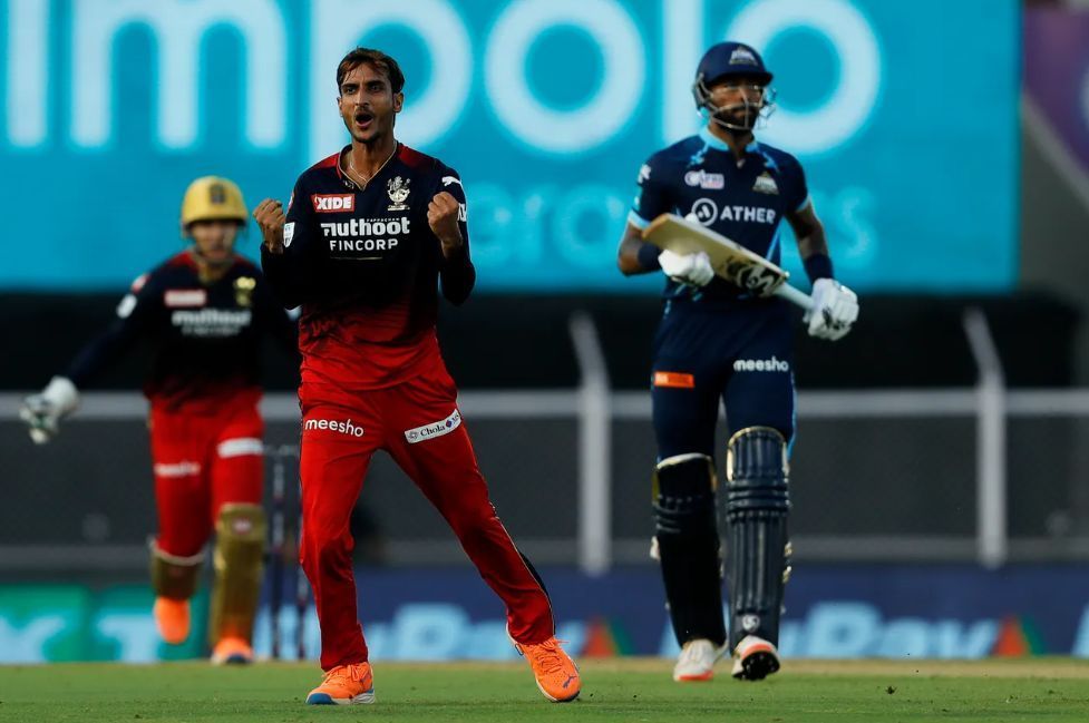 Hardik Pandya was caught at long-on off Shahbaz Ahmed's bowling [P/C: iplt20.com]