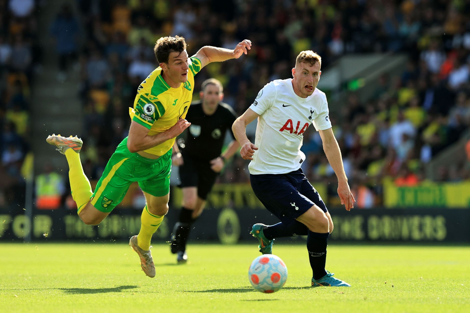 Kulusevski in action for Tottenham against Norwich City