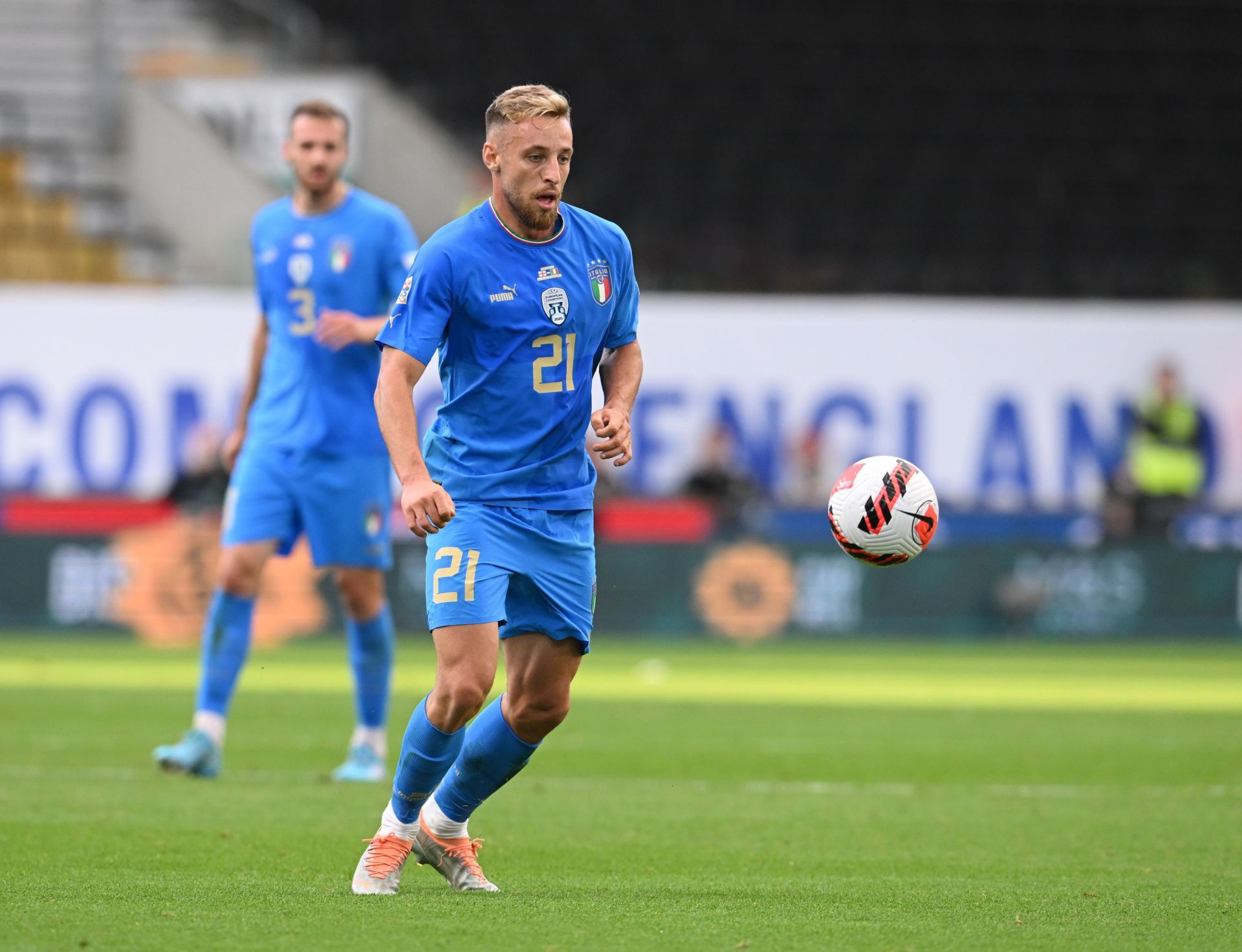 Davide Frattesi was substituted at halftime in Italy's game against Germany