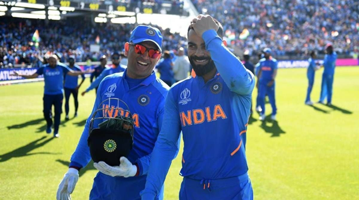 MS Dhoni (L) with Virat Kohli (P.C.:ICC)