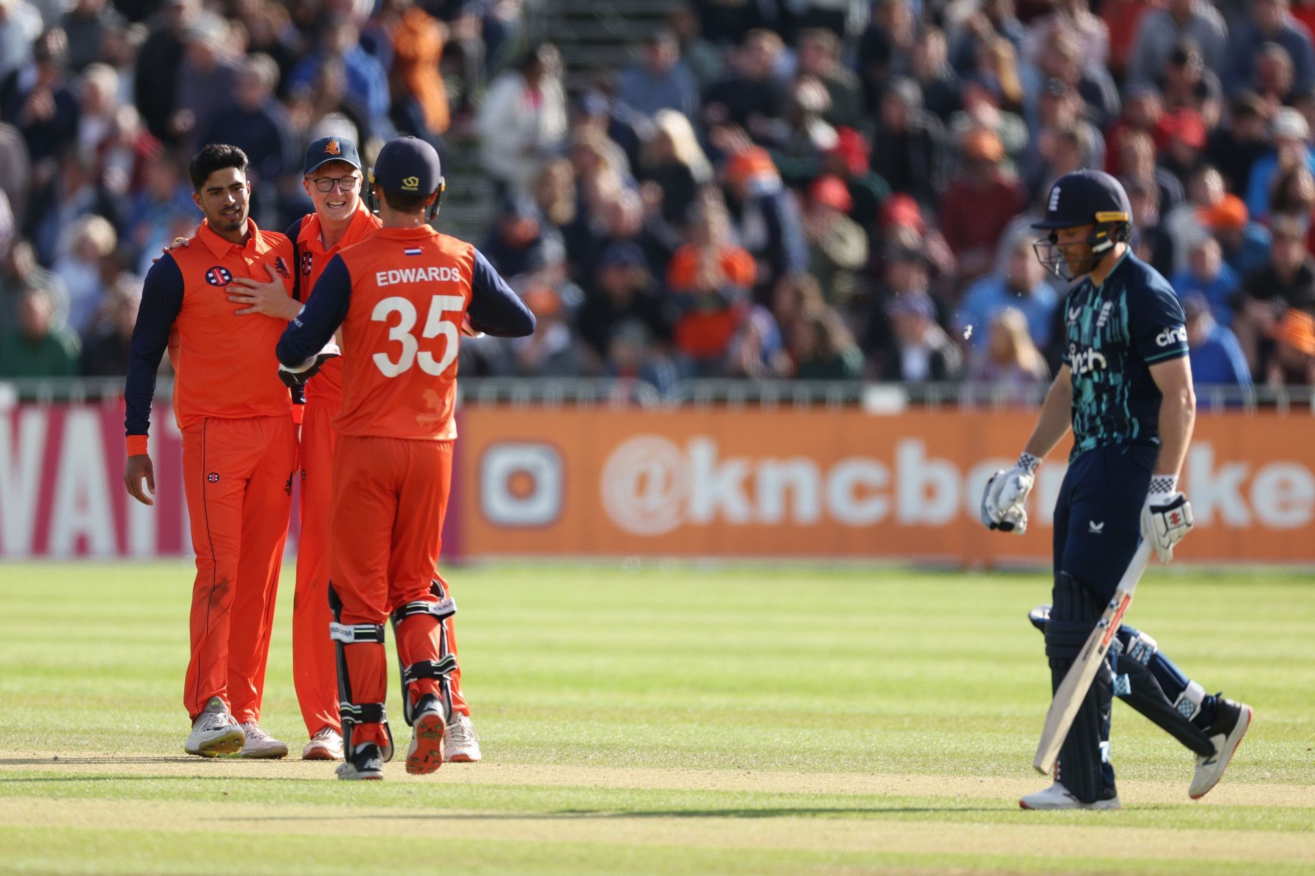 Netherlands v England - 2nd One Day International