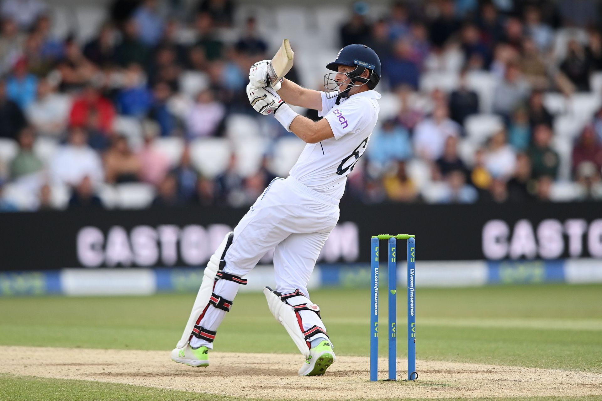 England v New Zealand - Third LV= Insurance Test Match: Day Four caption