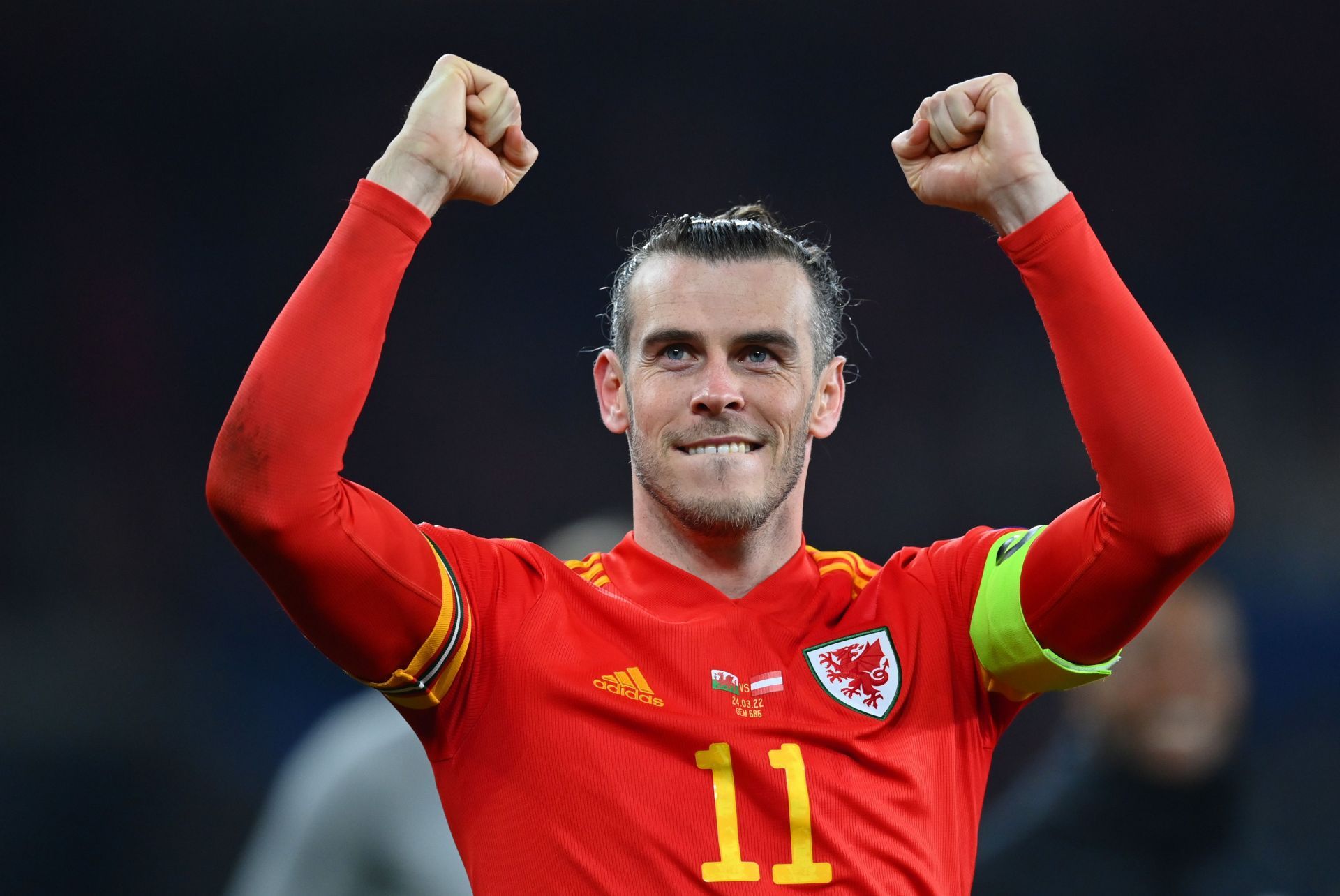 Gareth Bale captans the Weslh national side