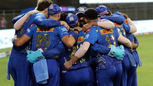 Shane Bond claimed MI players had a strong bonding despite the poor season. (P.C.:iplt20.com)