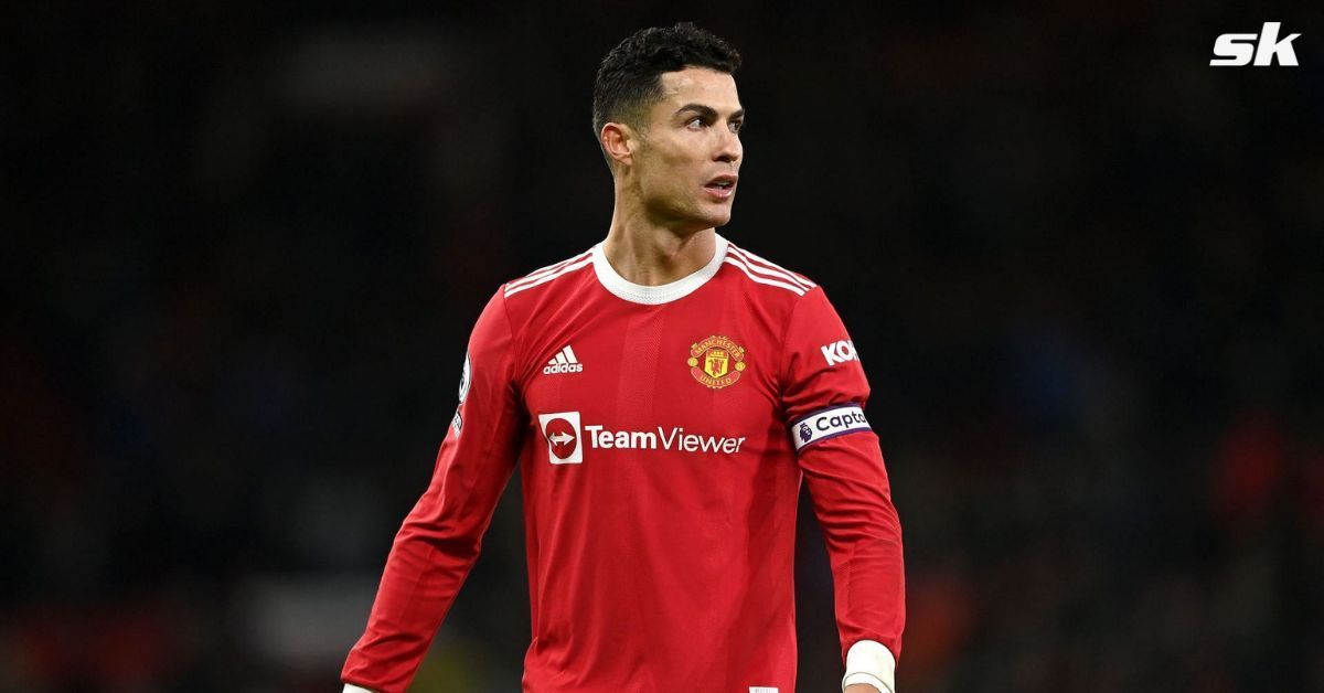Cristiano Ronaldo set to stay at Manchester United