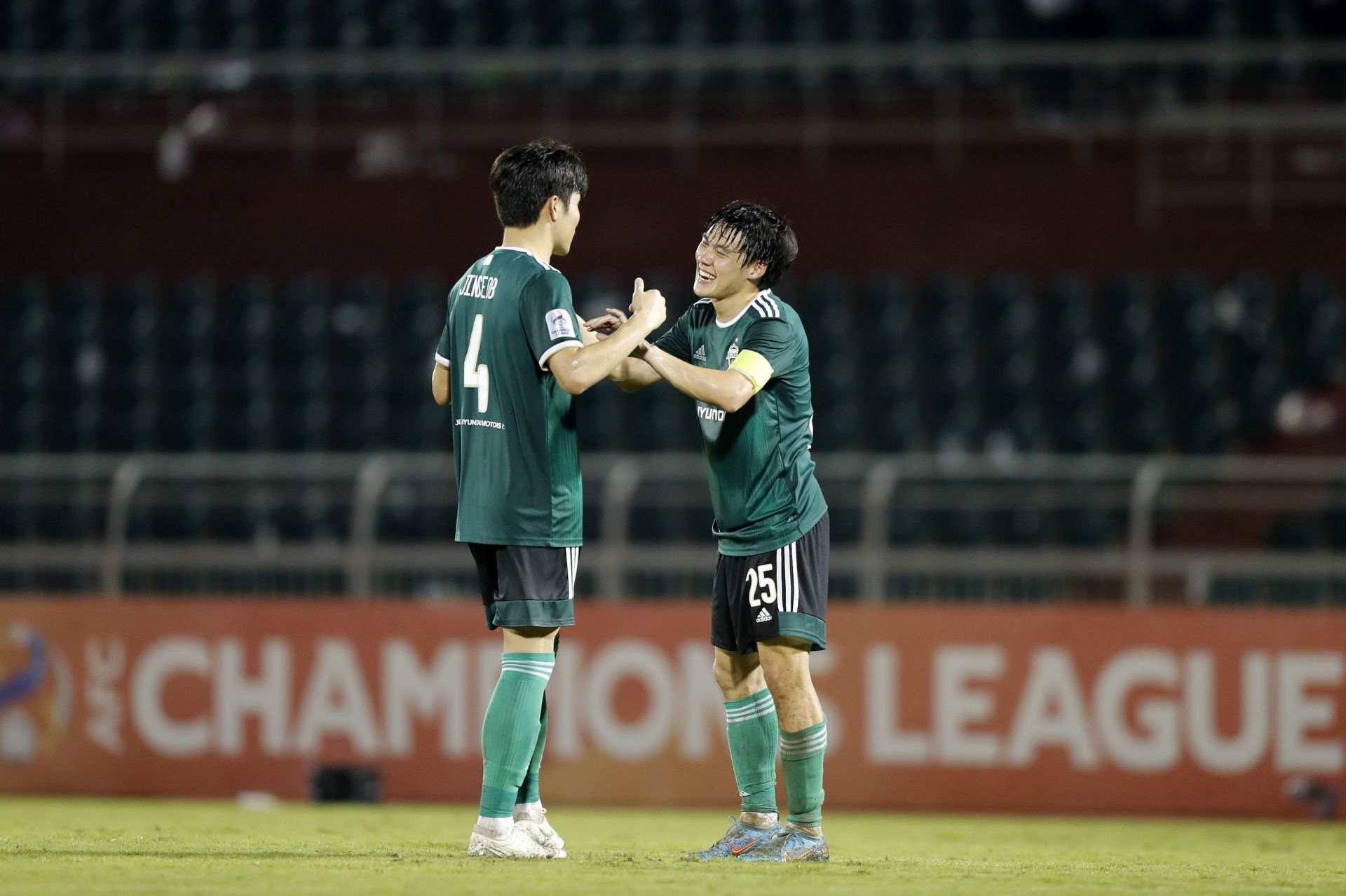 Jeonbuk Hyundai Motors will have a lot of ground to cover to retain the K1 League title.