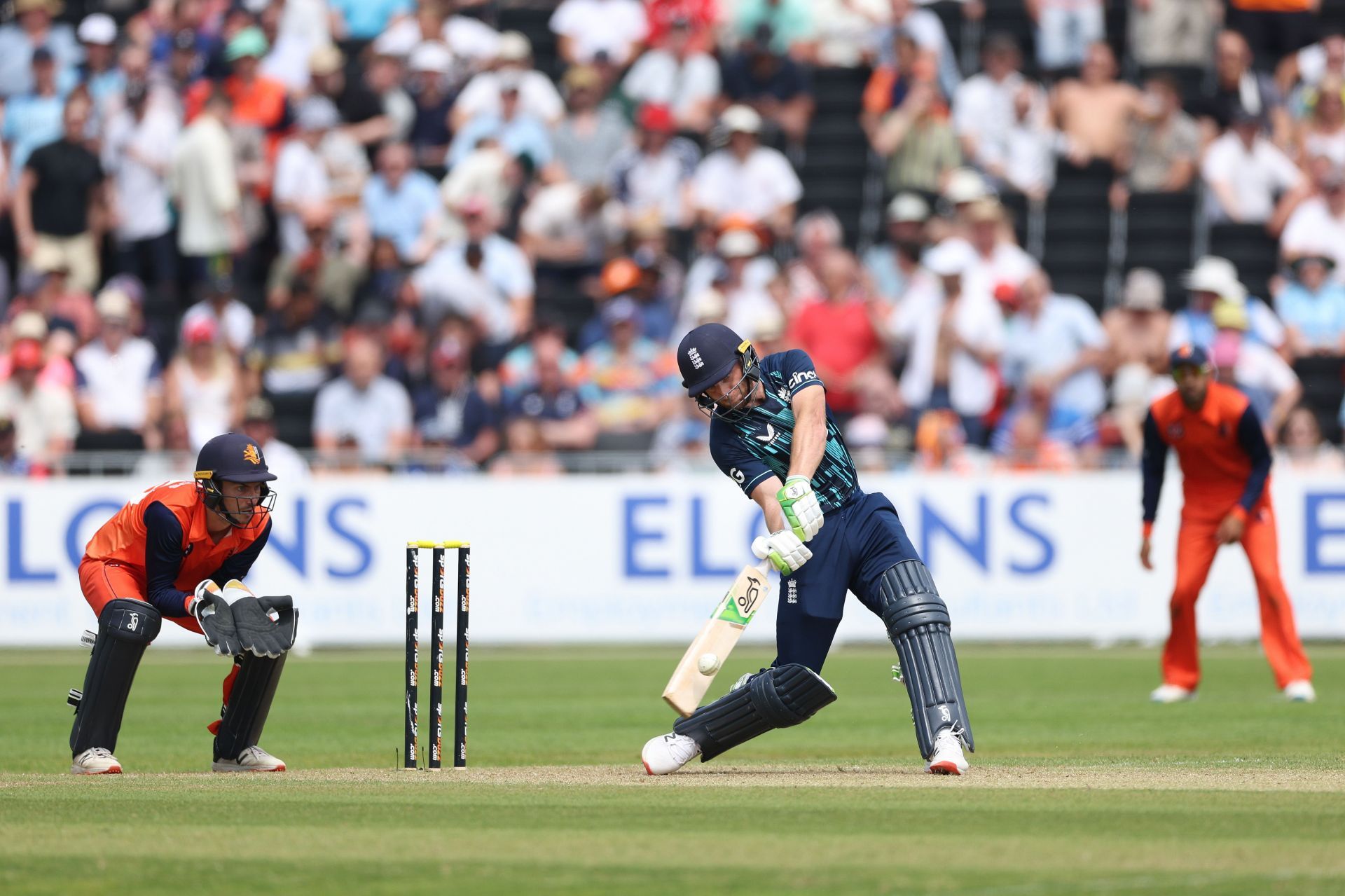 Netherlands v England - 1st One Day International