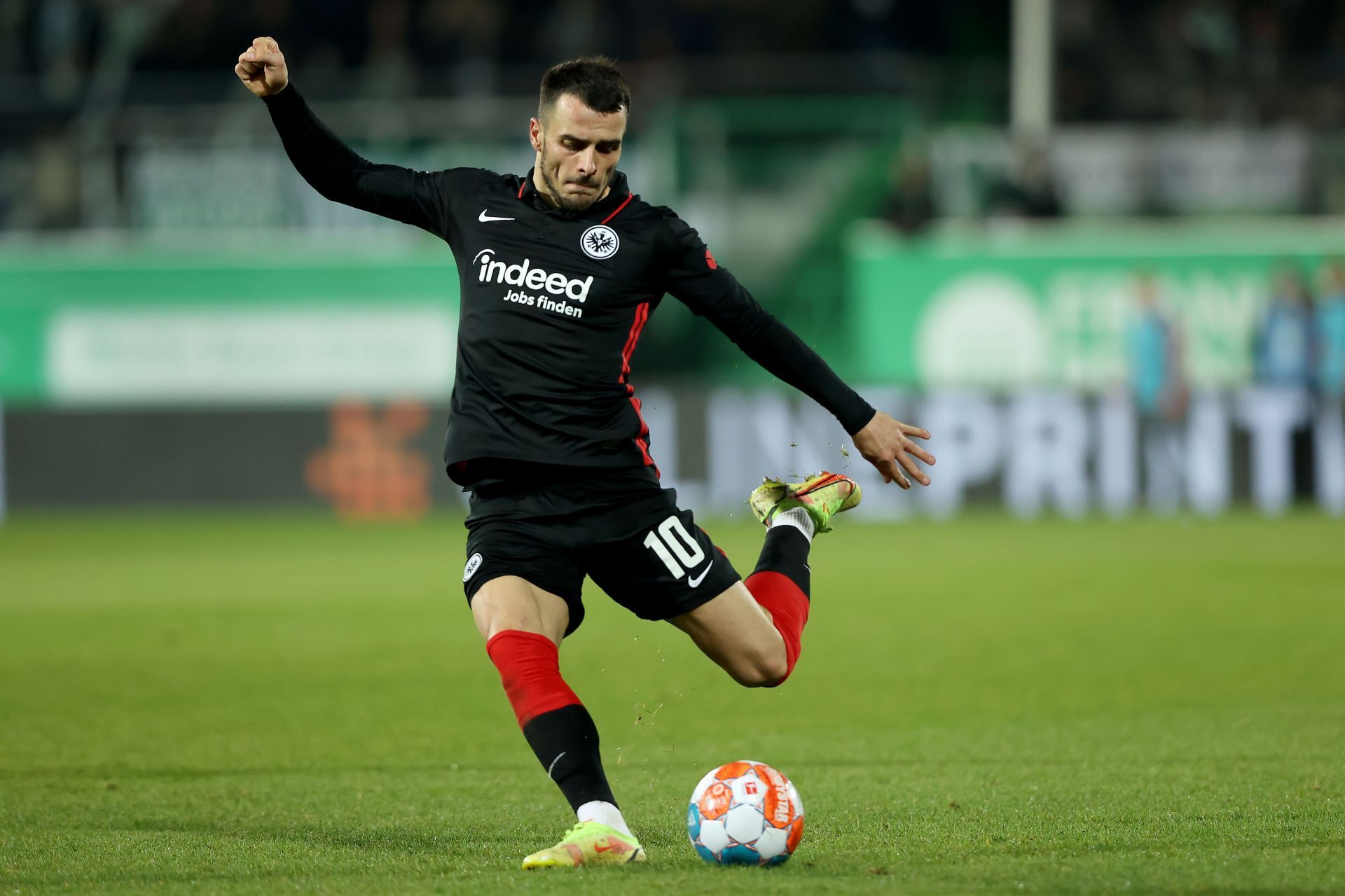 SpVgg Greuther Fürth v Eintracht Frankfurt - Bundesliga