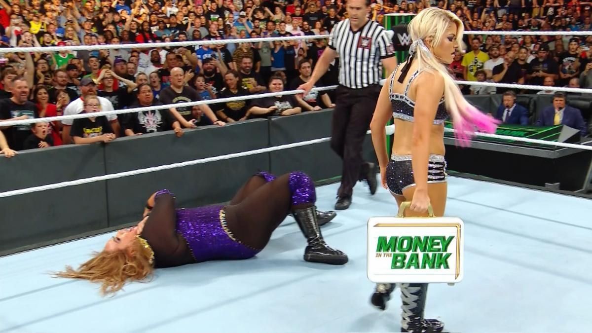 Alexa Bliss about to cash-in the MITB contract