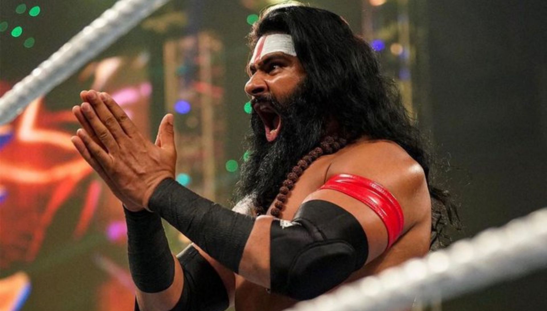 WWE Saturday Night Main Event में वीर महान की हुई जीत