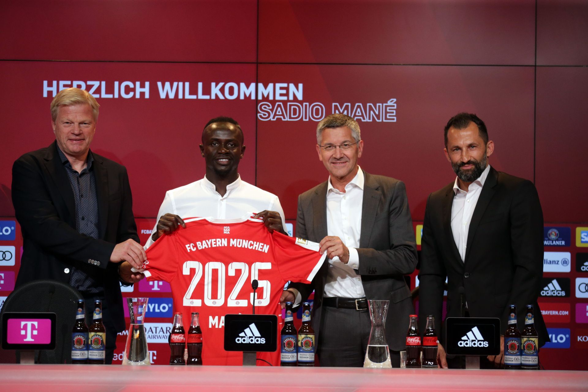 FC Bayern Muenchen Unveils New Signing Sadio Mane