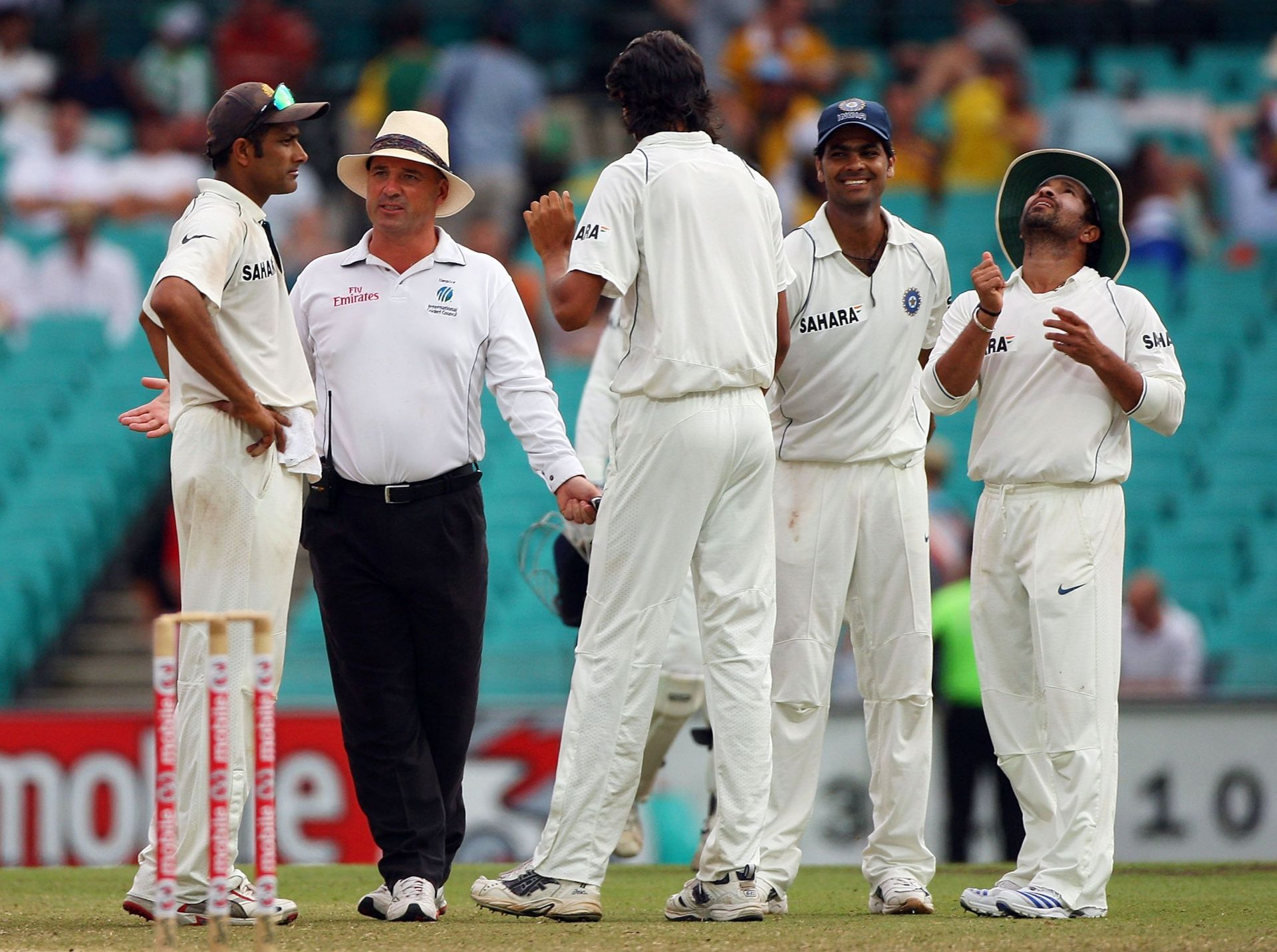 Sachin Tendulkar (extreme right) with his floppy hat during the 2007-08 Sydney Test. Pic: Getty Images