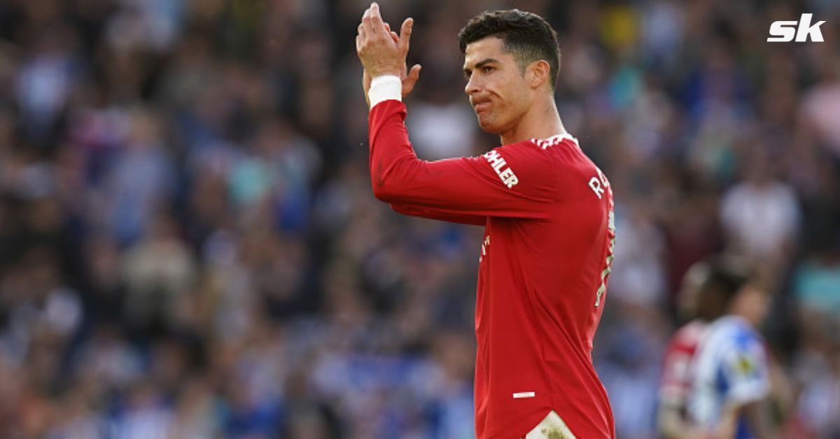 European club contact Ronaldo and offer him chance to exit United.