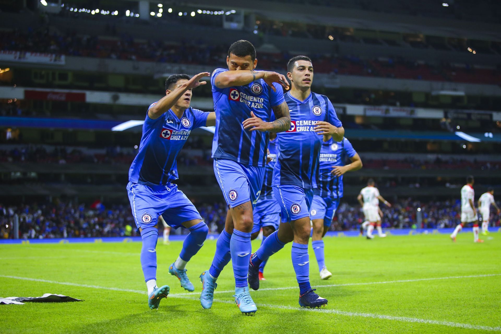 Cruz Azul and Atlas will square off in the Campeon de Campeones on Sunday.