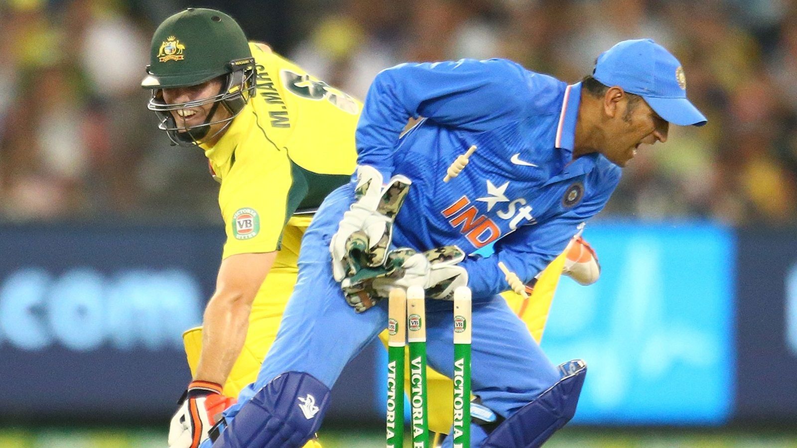 Dhoni trumps Mitchell Marsh