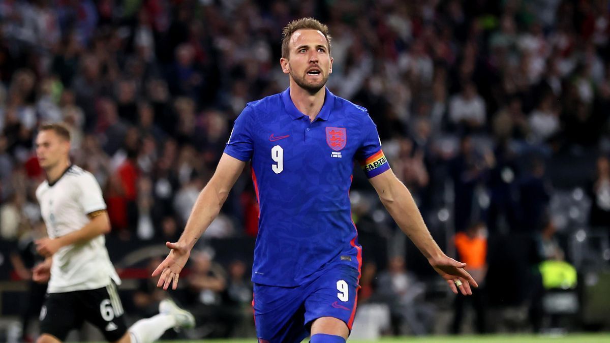 Can England pull off a rare victory over Italy in the UEFA Nations League this weekend?
