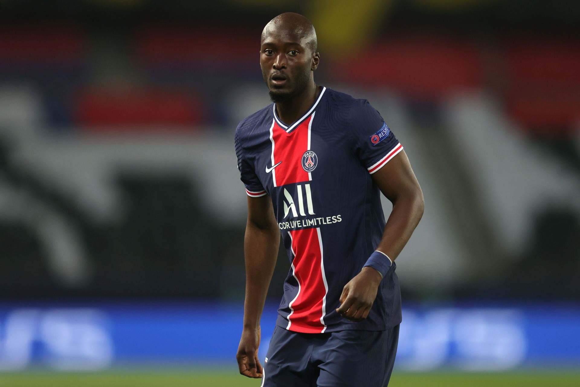 Danilo Pereira looks set to stay at the Parc des Princes.