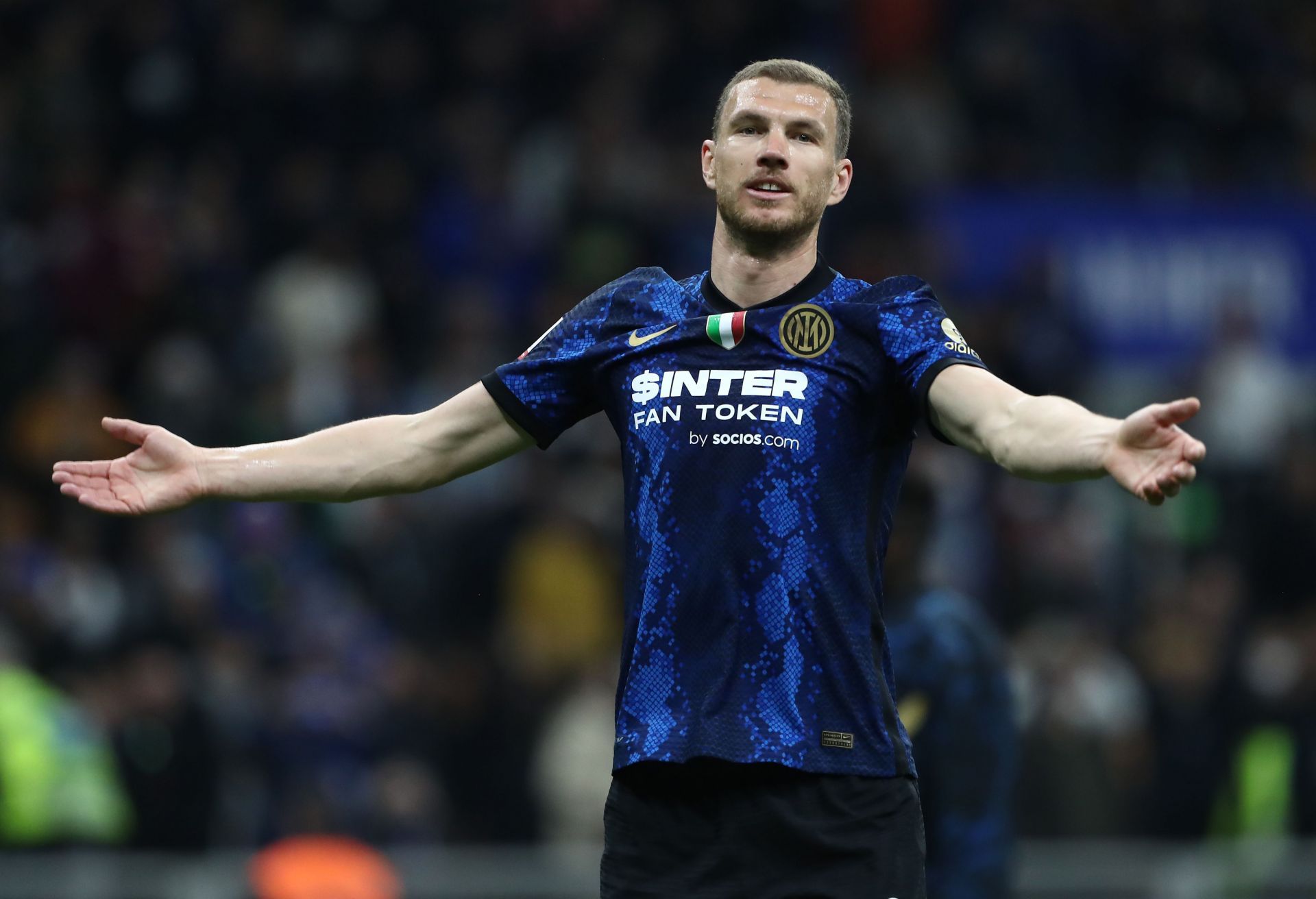 Edin Dzeko is unlikely to move to the Santiago Bernabeu this summer