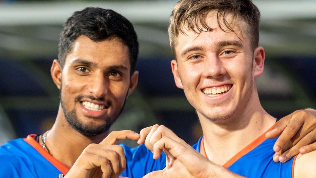 Tilak Varma (L) with Dewald Brevis (P.C.:iplt20.com)