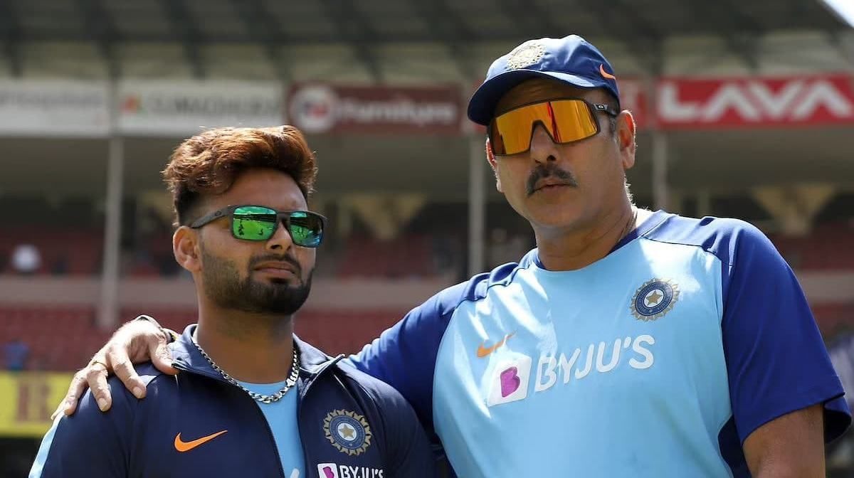 Rishabh Pant (L) and Ravi Shastri (P.C.:BCCI)