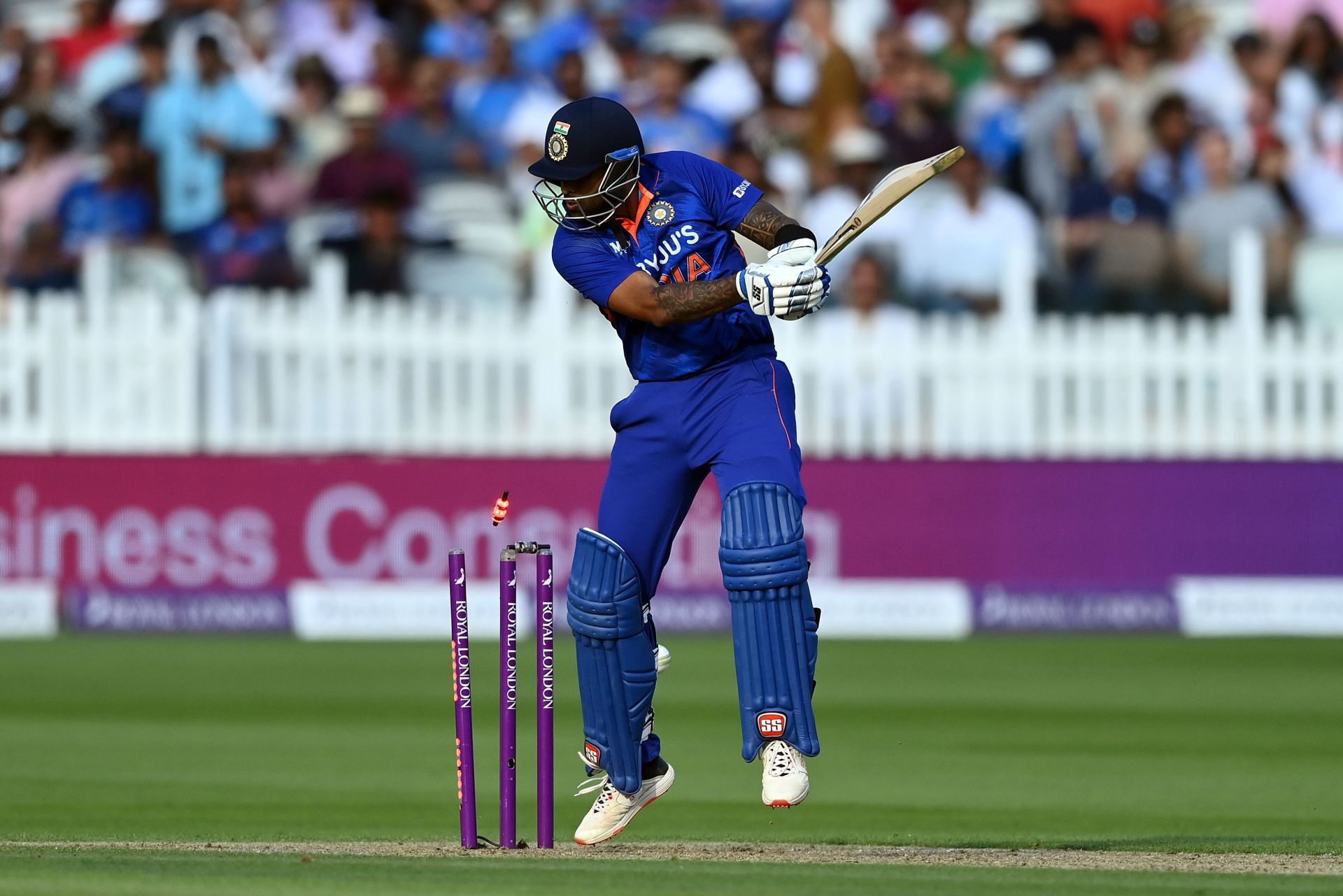 Team India failed to chase a middling target in the second ODI against England