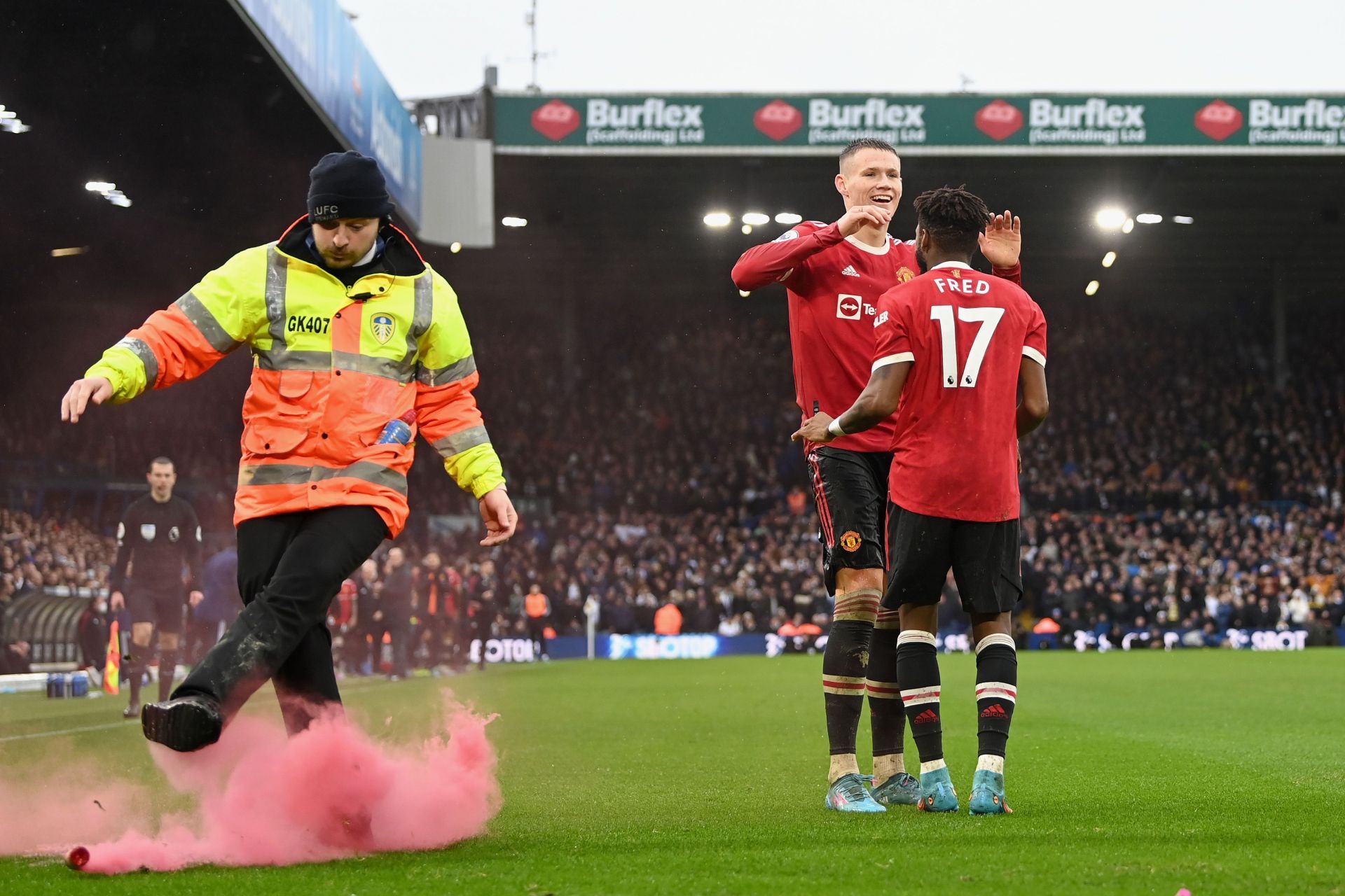 Leeds United v Manchester United - Premier League