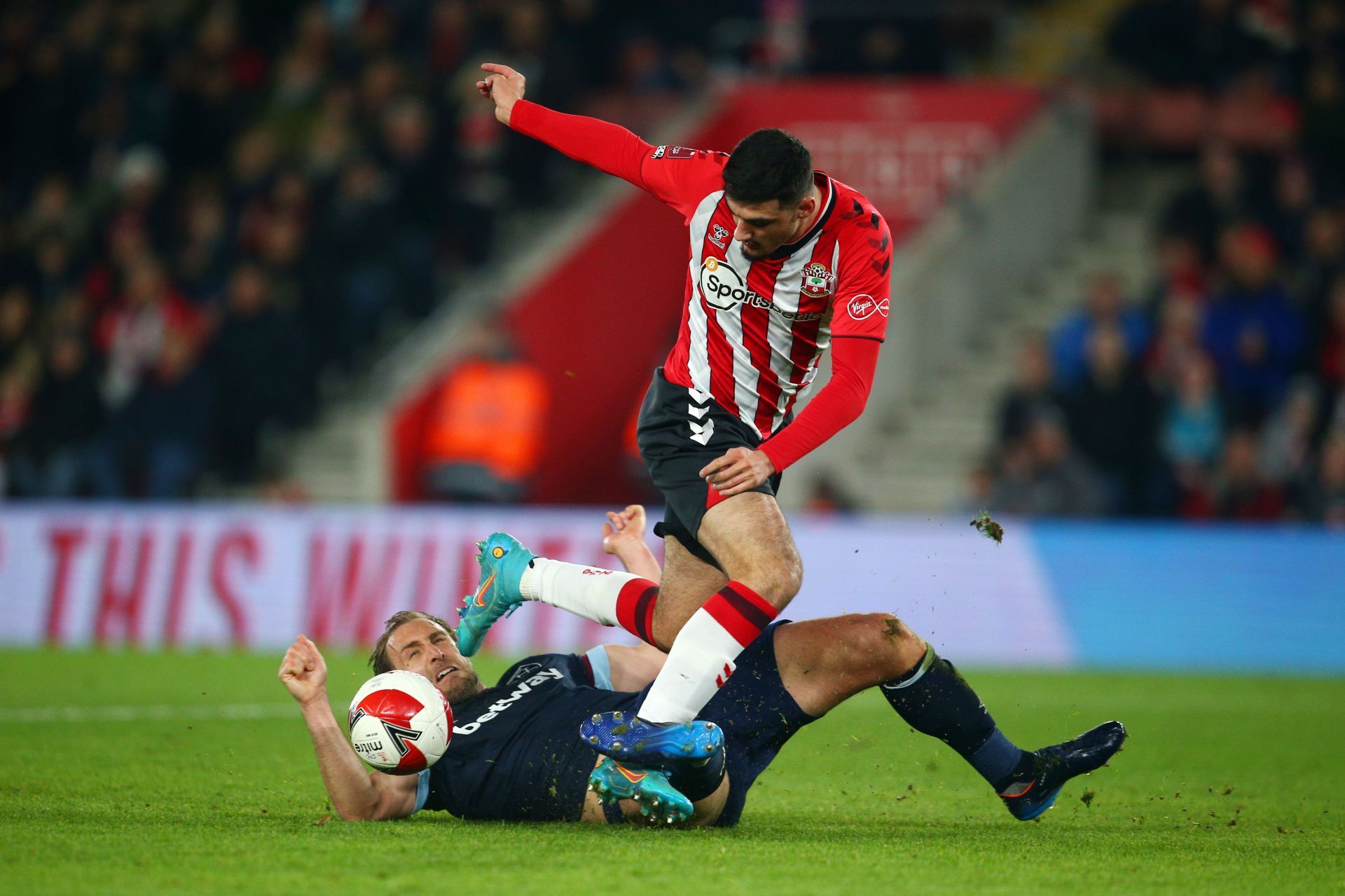 Southampton v West Ham United: The Emirates FA Cup Fifth Round