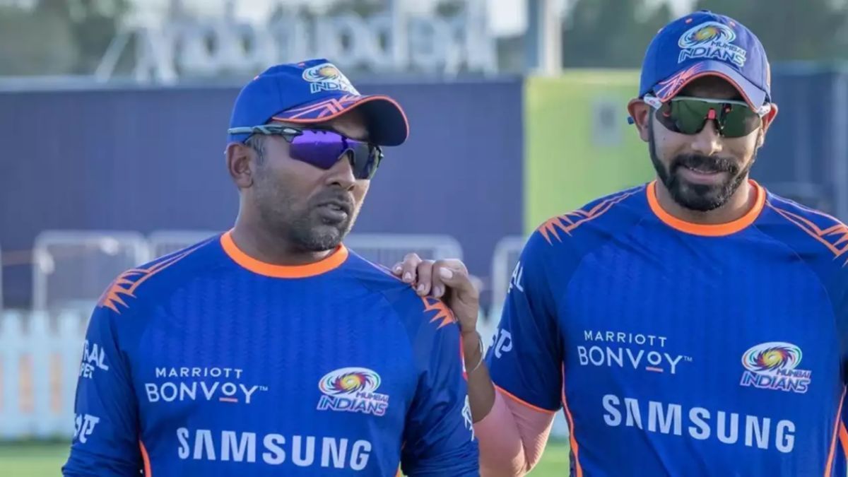 Mahela Jayawardene (left) and Jasprit Bumrah. Pic: Mumbai Indians