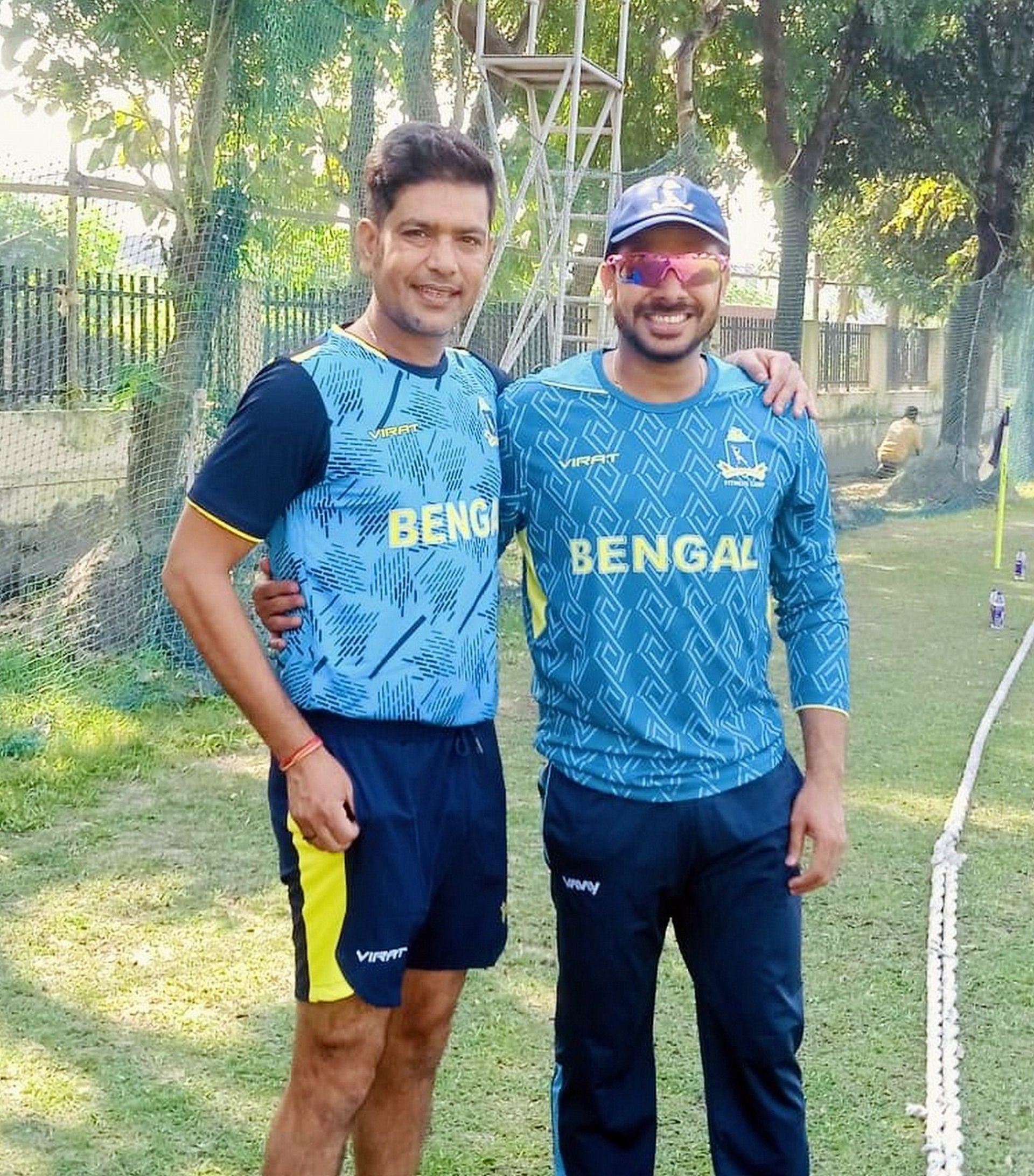 Laxmi Ratan Shukla (left) and Manoj Tiwary (right) - Two pillars of Bengal cricket. Image: Twitter/@Lshukla6