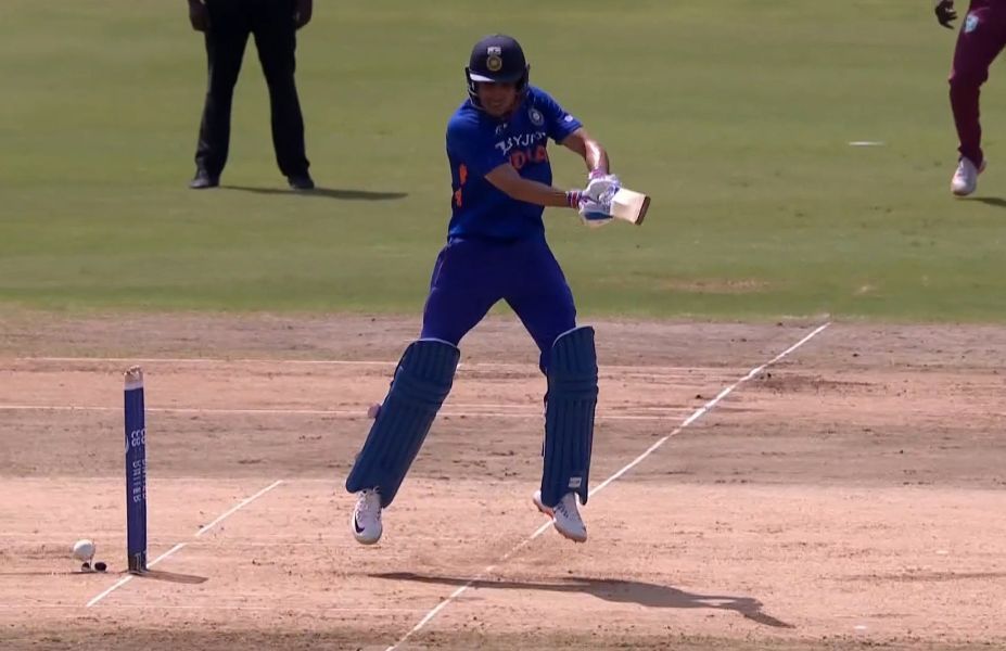 Shubman Gill played some breathtaking shots during his innings [P/C: Twitter]