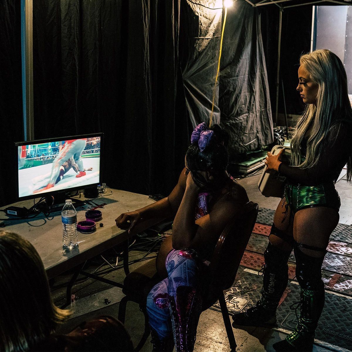 Bianca Belair and Liv Morgan backstage!