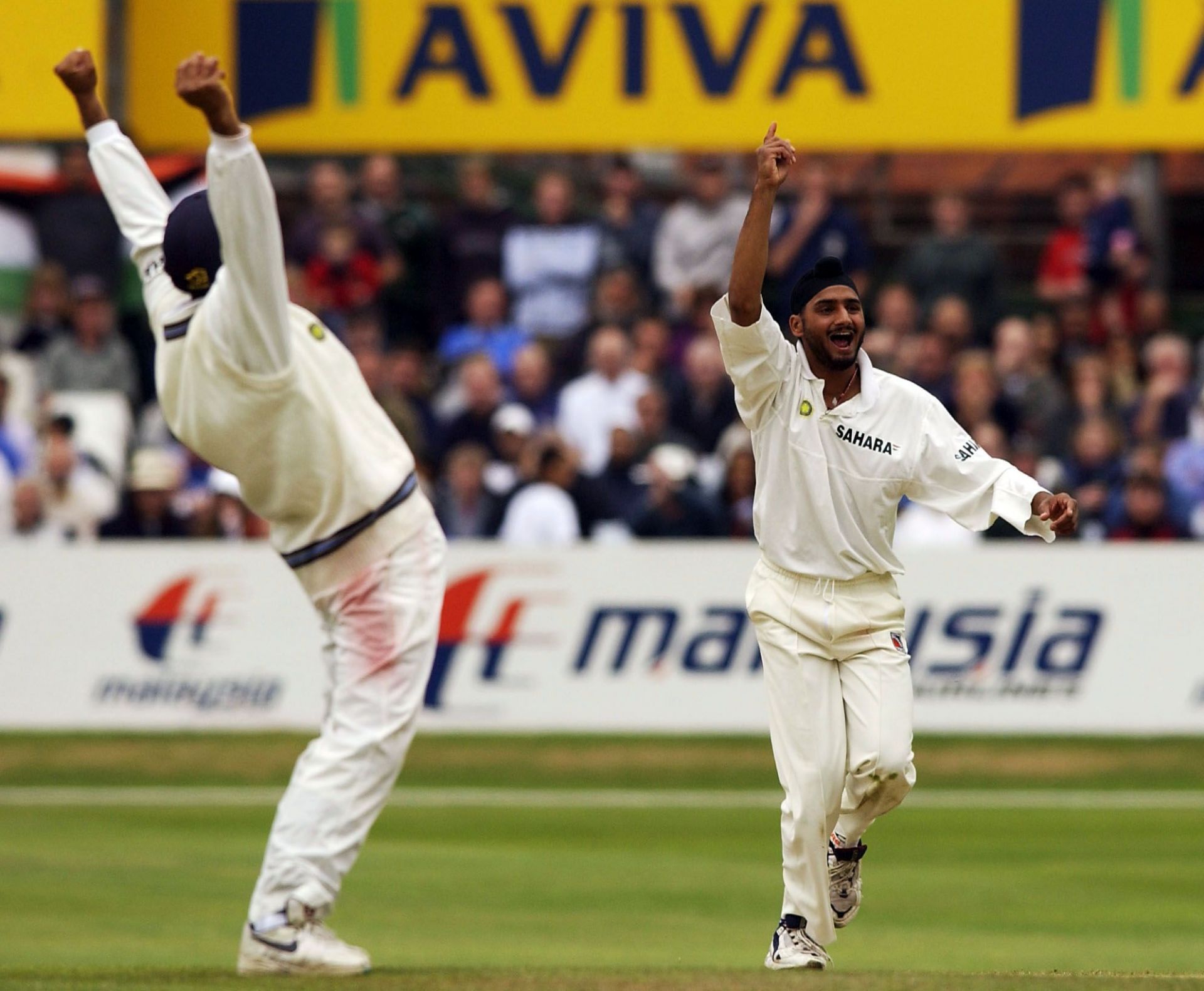Harbhajan Singh celebrates Tudor wicket India v Aust X.jpg