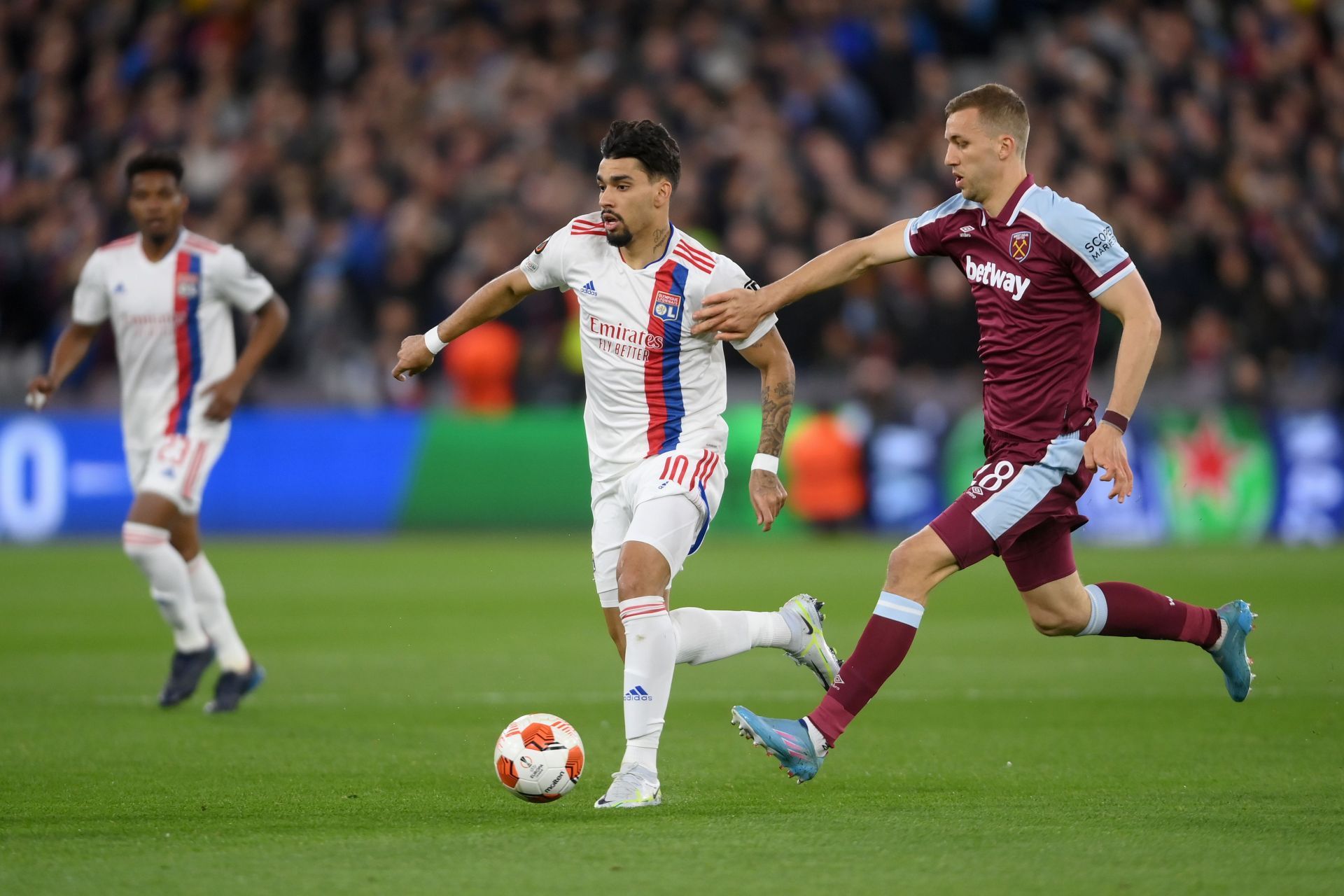 Lucas Paqueta has admirers at the Emirates.