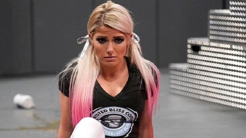 Alexa Bliss recently underwent a skin procedure